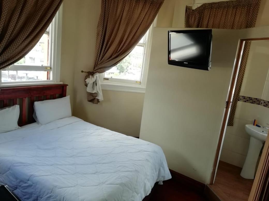 Victoria Hotel Pretoria-Noord Zewnętrze zdjęcie